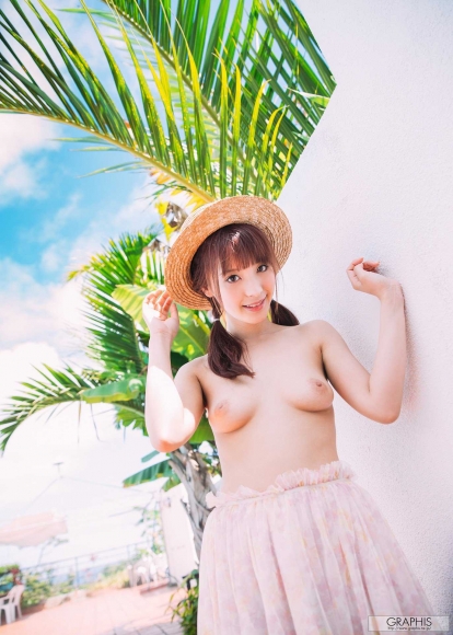 Popular SEXY beautiful girl Kana Momonogis Okinawa location hair nude picture003