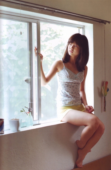 Risa Aragaki Morning Musume compilation swimsuit006