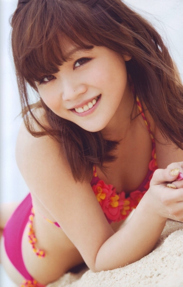 Risa Aragaki Morning Musume compilation swimsuit030