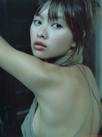 Sayaka Yoshino 23 years old gravure swimsuit008