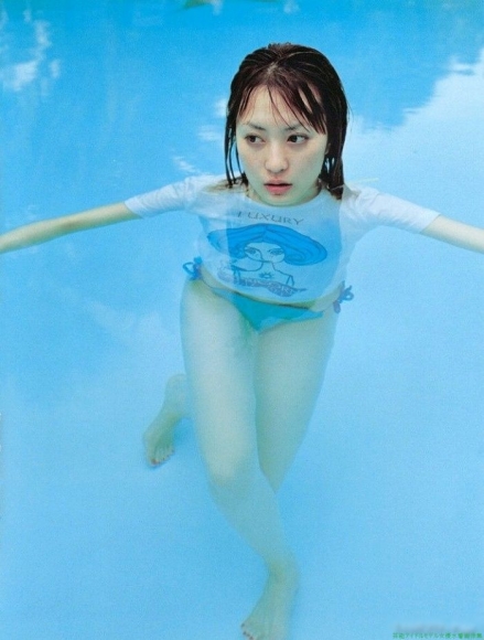 Chiharu Niiyama Last swimsuit gravure004