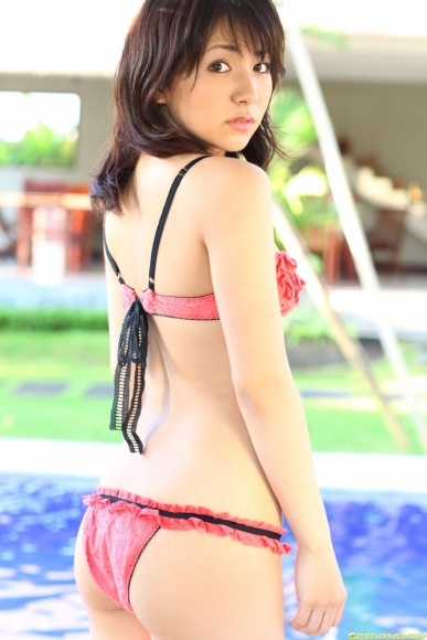 Atsumi Ishihara Swimsuit gravure042