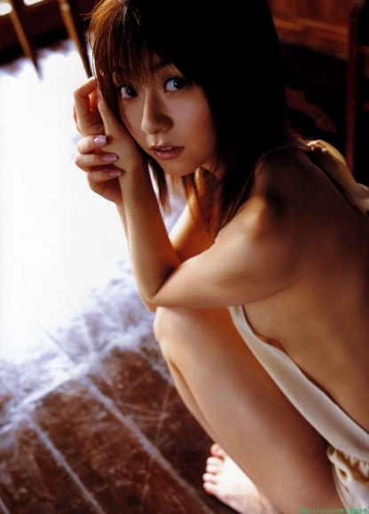 Mika Orihara swimsuit photo gravure016