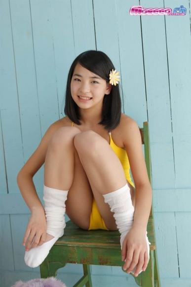Miran Shimizu Swimsuit Gravure002