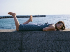 18 year old summer Ayaka Komatsu gravure swimsuit image013