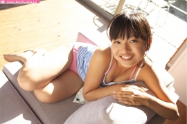 From girl to high school girl Mayumi Yamanaka gravure swimsuit image005