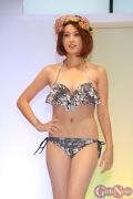 Former Nogizaka46 Miyazawa Seira swimsuit bikini image019