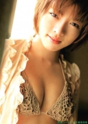 Actress Yumiko Shaku Swimsuit Gravure032