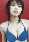 Actress Yumiko Shaku Swimsuit Gravure059