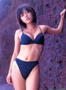 Actress Yumiko Shaku Swimsuit Gravure070