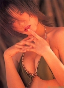 Actress Yumiko Shaku Swimsuit Gravure075
