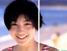 Ryoko Hirosue swimsuit sexy images028