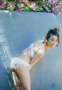 Take off everything and Yuko Oshima is an evolving swimsuit gravure012