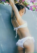 Take off everything and Yuko Oshima is an evolving swimsuit gravure013