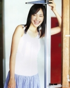 Yui Aragaki 17year-old first swimsuit with a dazzling real face072