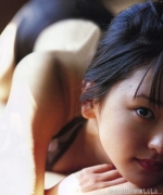 Yui Aragaki 17year-old first swimsuit with a dazzling real face097