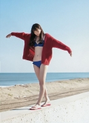 Mariie Iide gravure swimsuit picture revealing her superb neckline and slender bodywhich was unimaginablealthough she says she has no confidence in her body027