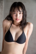 Satina Kashiwagi bikini picture black swimsuit bra white bathing suit pants045