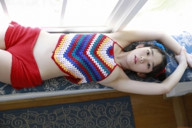 Marina Nagasawa gravure swimsuit picture body unbalanced with baby2 face015