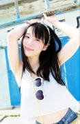 Popular voice actor Marei Uchida in a swimsuit in Okinawa010