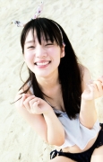 Popular voice actor Marei Uchida in a swimsuit in Okinawa017