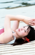 Popular voice actor Marei Uchida in a swimsuit in Okinawa041
