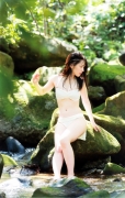 Popular voice actor Marei Uchida in a swimsuit in Okinawa062
