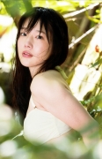 Popular voice actor Marei Uchida in a swimsuit in Okinawa064