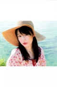 Popular voice actor Marei Uchida in a swimsuit in Okinawa098