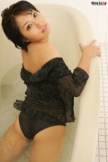 E cup moist body Mai Harada gravure swimsuit images012