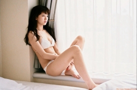 Rie Kaneko gravure in white lingerie bed and bath007