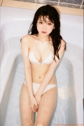 Rie Kaneko gravure in white lingerie bed and bath020