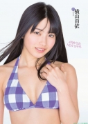 AKB48 Yokoyama Yui swimsuit gravure v037