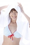 ℃-ute Chisato Okai swimsuit gravure011
