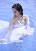Sexy swimsuit gravure of Riho Yoshioka055