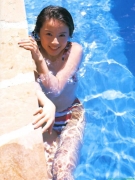 Ami Suzukis swimsuit gravure019