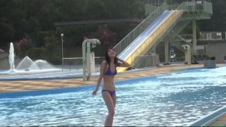 Sayumi Michishige swimsuit gravure shooting in outdoor pool022