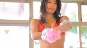Iku Goto bathing in red bikini in Onsen Gravure006