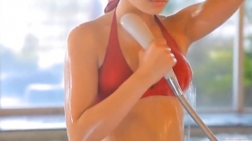 Iku Goto bathing in red bikini in Onsen Gravure025