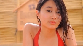 Iku Goto bathing in red bikini in Onsen Gravure038