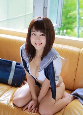 Clear white skin and soft G cup Minori Inudo gravure swimsuit images003