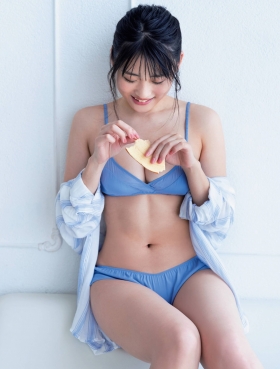Momoka Ishida Swimsuit Gravure Innocent Peach 2021003