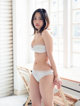 Momoka Ishida Swimsuit Gravure Innocent Peach 2021004