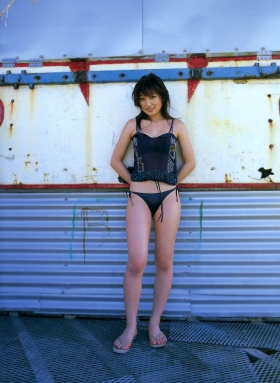 Yohko Kumada swimsuit gravure bikini image 2004032