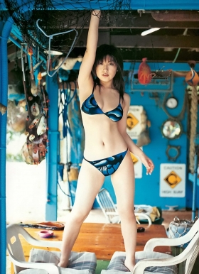 Yoiko Kumada swimsuit gravure020