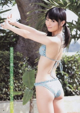 She is also an actress Rio Uchida slender swimsuit bikini image040