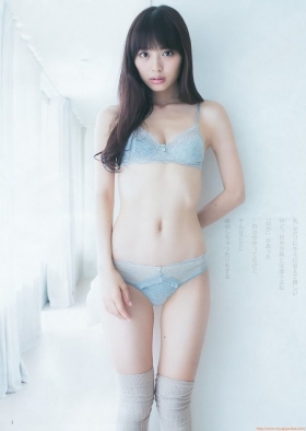 She is also an actress Rio Uchida slender swimsuit bikini image049