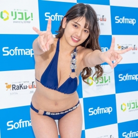 Aoi Fujino swimsuit gravure A promising new star gravure idol who boasts Icup011