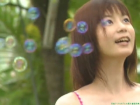 Shoko Nakagawa Soap bubbles and pink bikini030