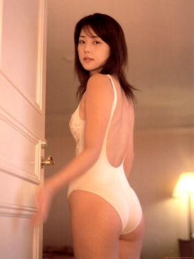 Miho Yoshioka Swimsuit Bikini Image081